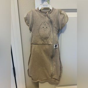 NWOT Nested Bean Zen swaddle